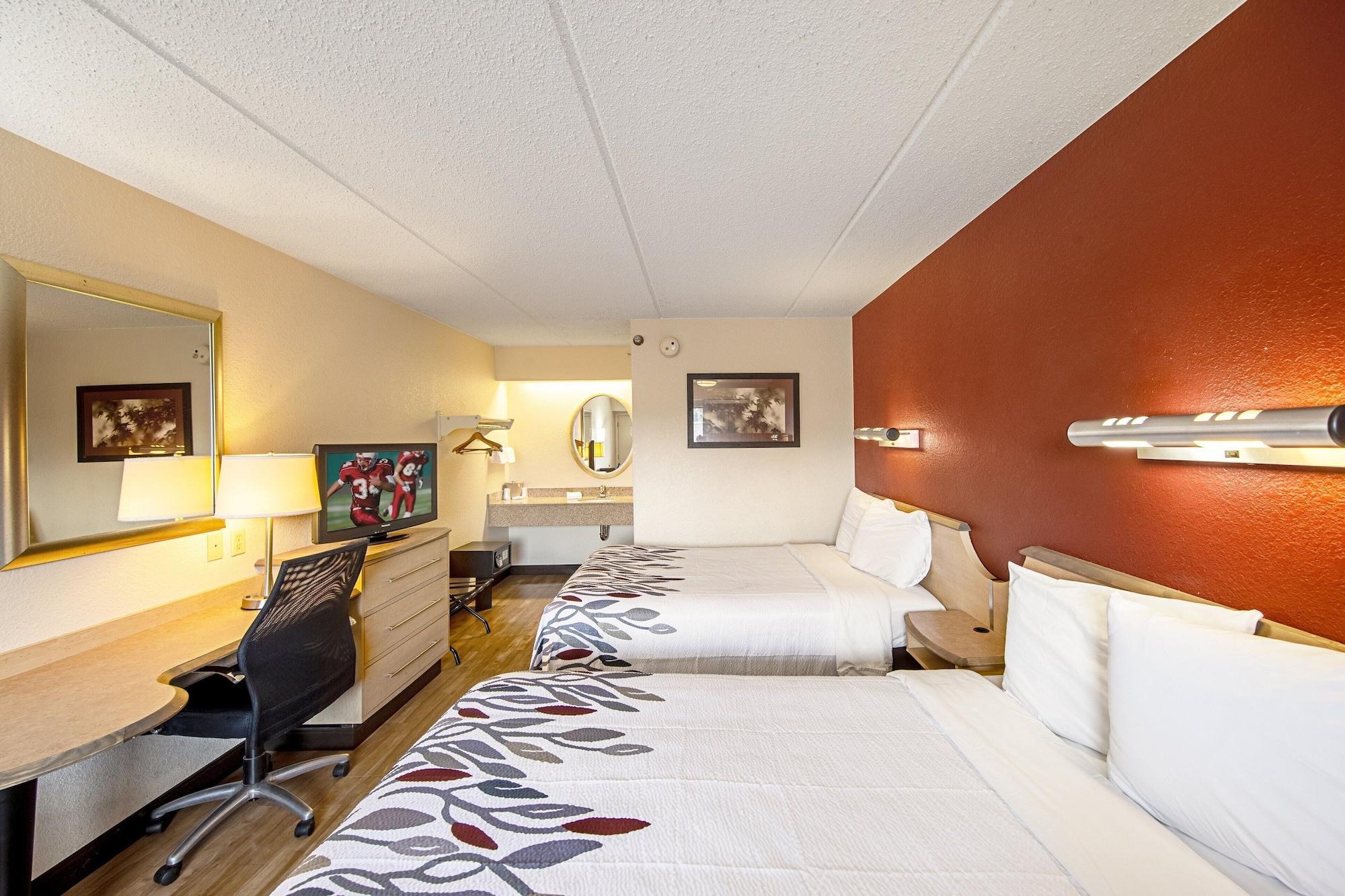 Red Roof Inn Акрън Екстериор снимка